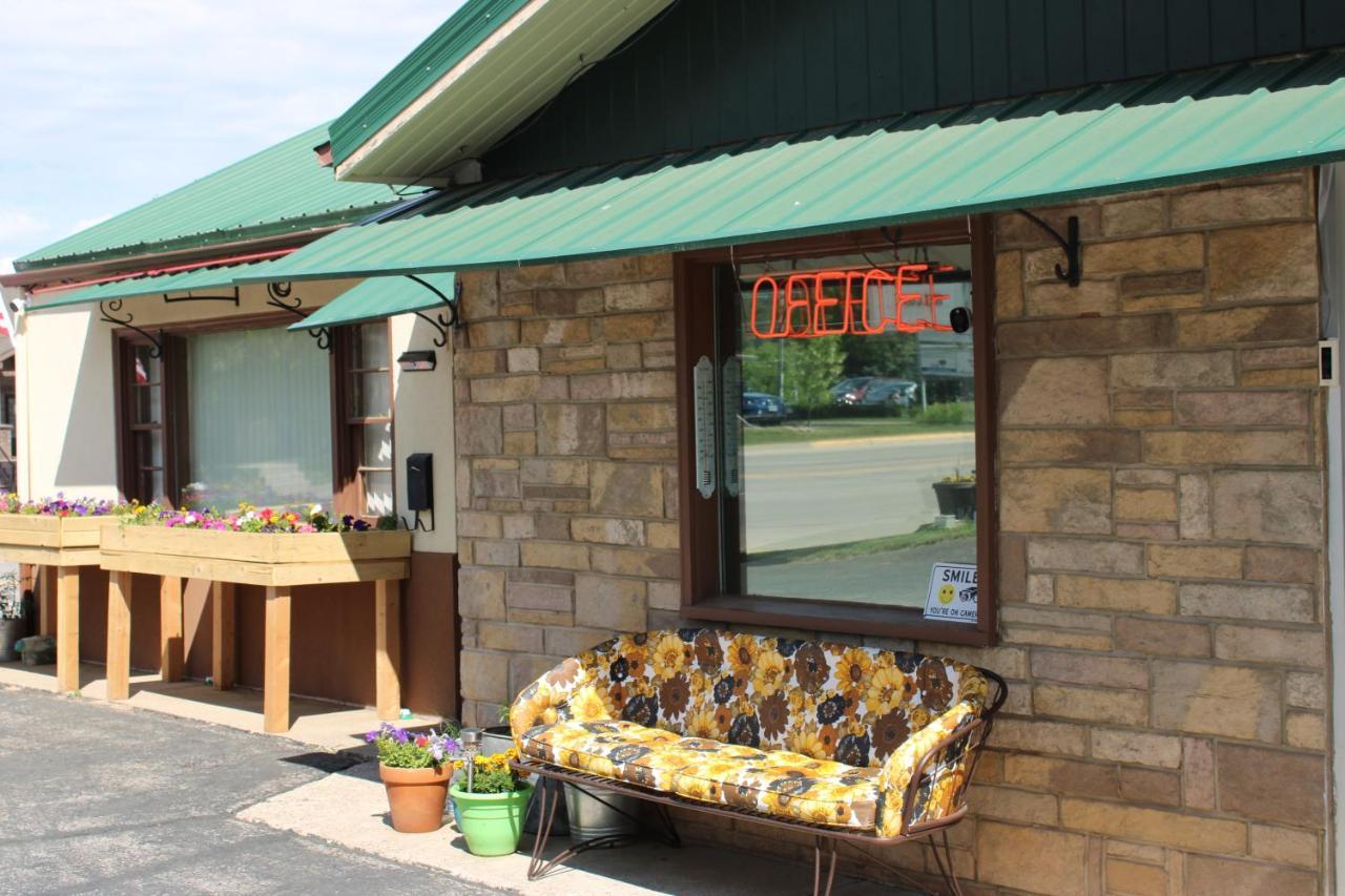 Bell'S Motor Lodge Motel - Spearfish Buitenkant foto